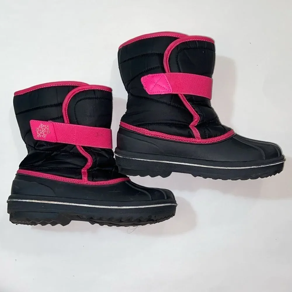 Place Black Pink Girl Snow Boots Size 4